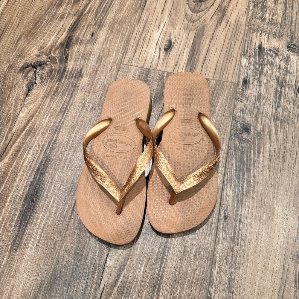 Havaianas flip flops